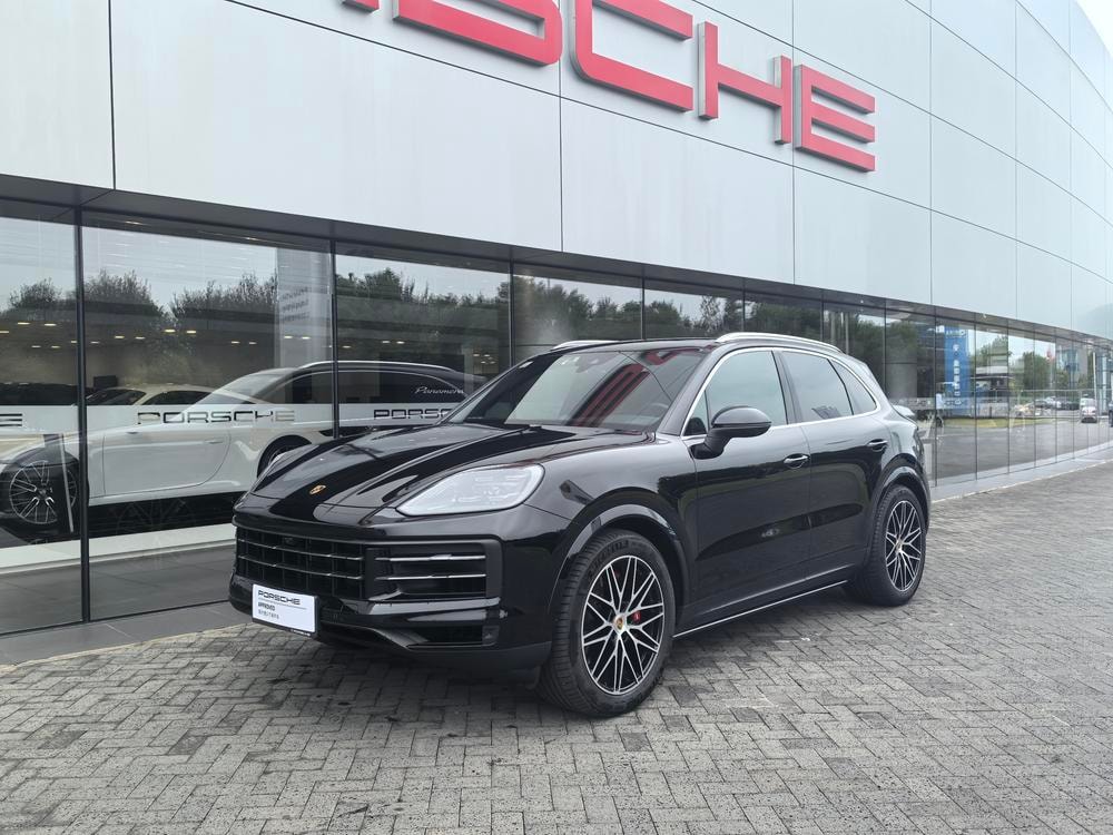 Porsche Cayenne 2024 — фото автомобиля 1