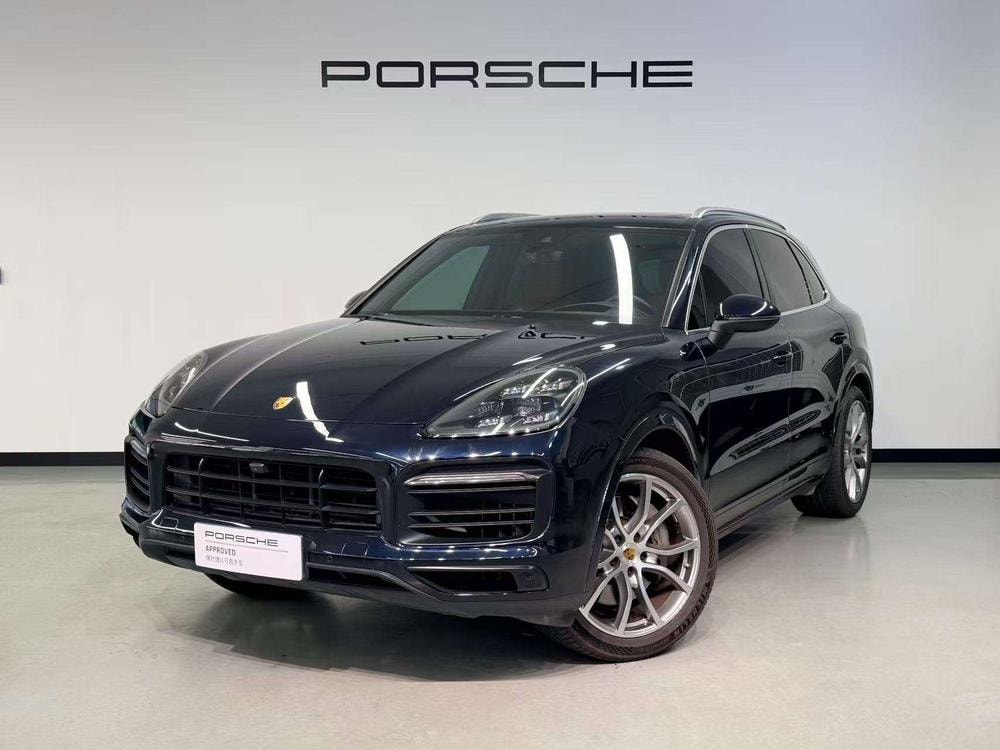 Porsche Cayenne 2023 — фото автомобиля