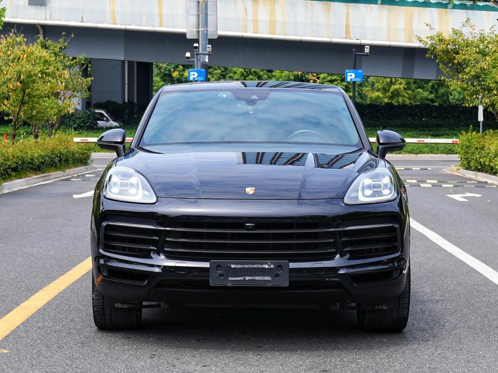 Porsche Cayenne Coupé 2019 — фото автомобиля