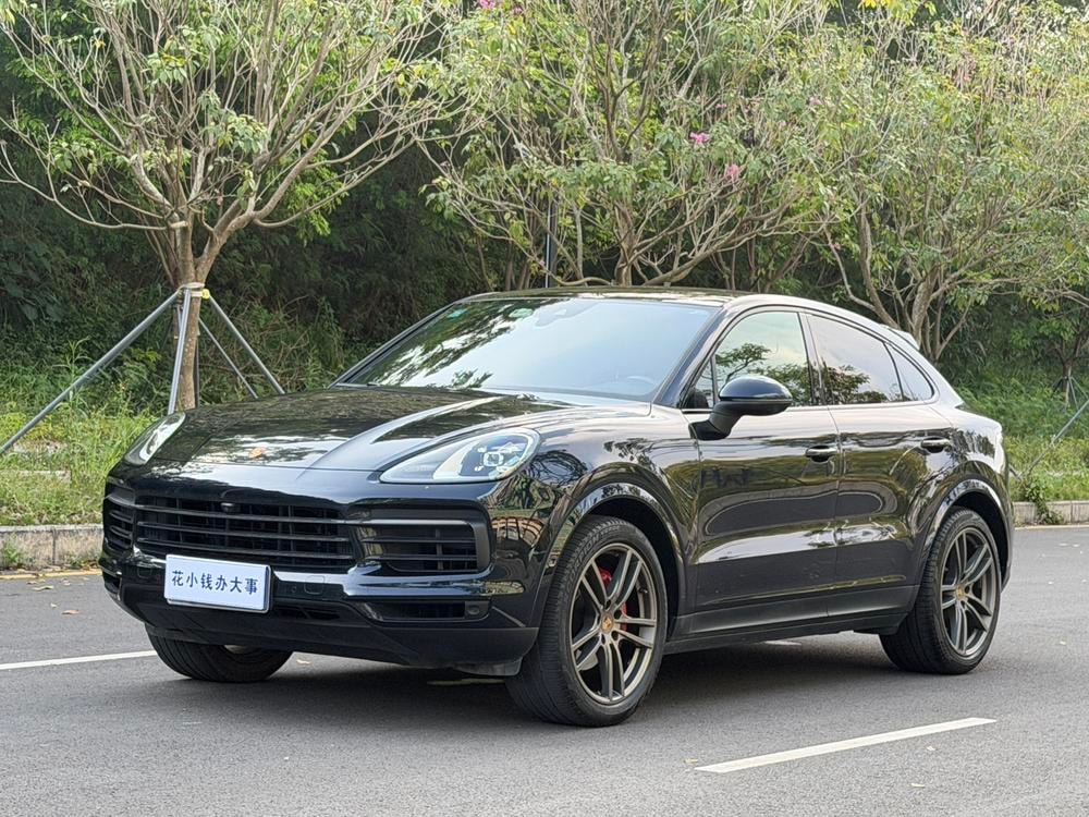Porsche Cayenne Coupé 2022 — фото автомобиля