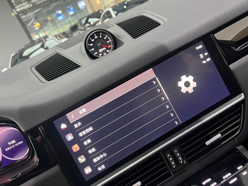 Porsche Cayenne Coupé 2022 — фото автомобиля