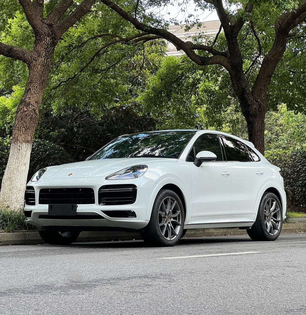 Porsche Cayenne Coupé 2021 — фото автомобиля 1