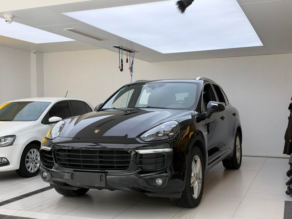 Porsche Cayenne E-Hybrid 2015 — фото автомобиля