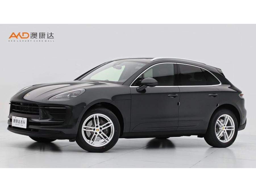 Porsche Macan 2023 — фото автомобиля