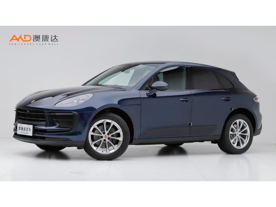 Porsche Macan 2022 — фото автомобиля