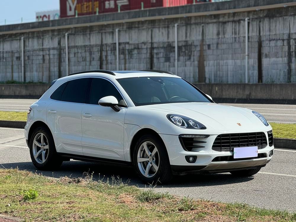 Porsche Macan 2017 — фото автомобиля