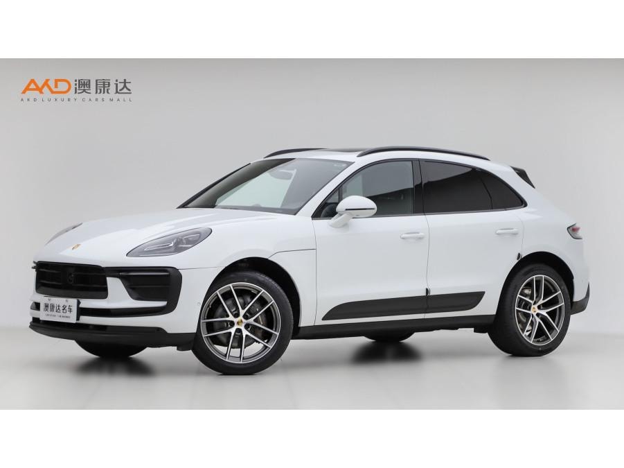 Porsche Macan 2022 — фото автомобиля