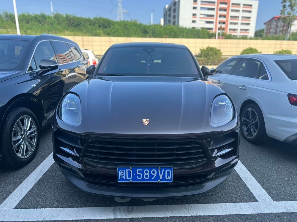 Porsche Macan 2018 — фото автомобиля 1