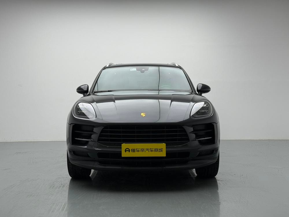 Porsche Macan 2021 — фото автомобиля