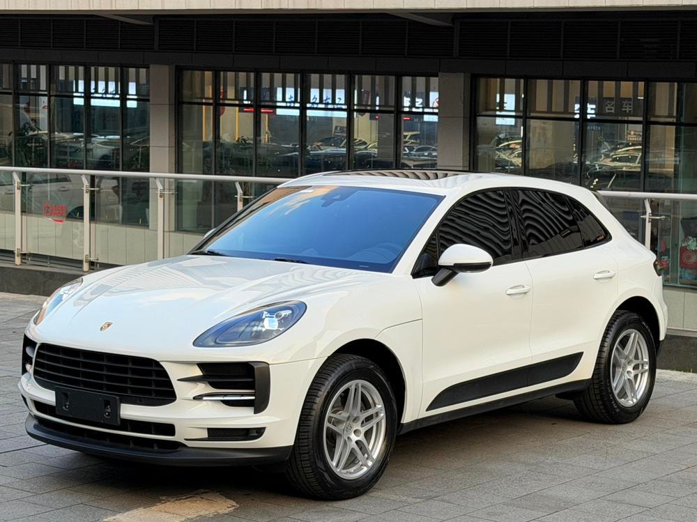 Porsche Macan 2020 — фото автомобиля 1