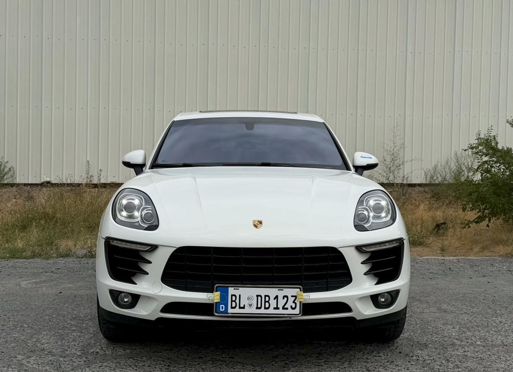 Porsche Macan 2016 — фото автомобиля
