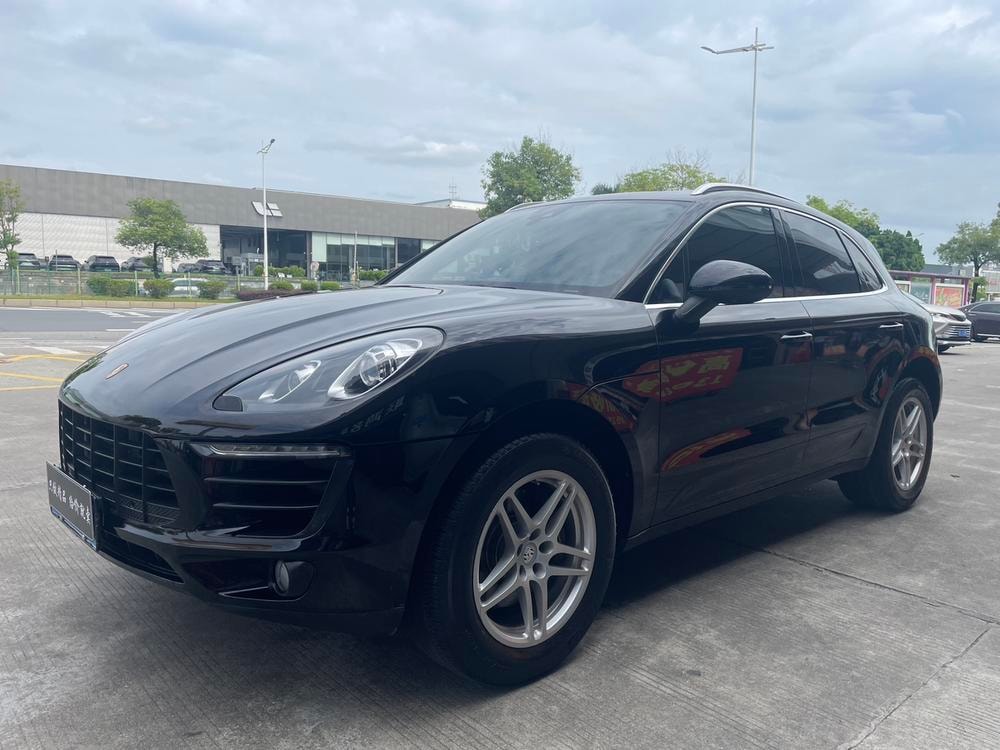 Porsche Macan 2017 — фото автомобиля 1