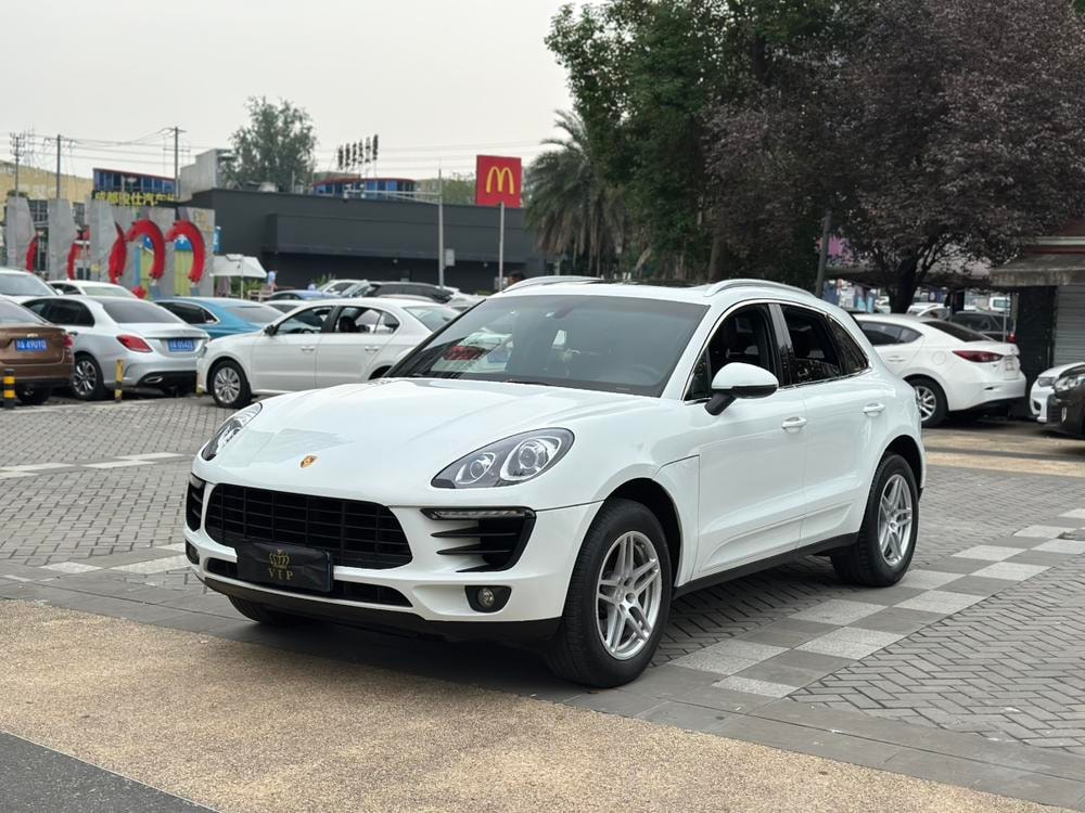 Porsche Macan 2016 — фото автомобиля 1