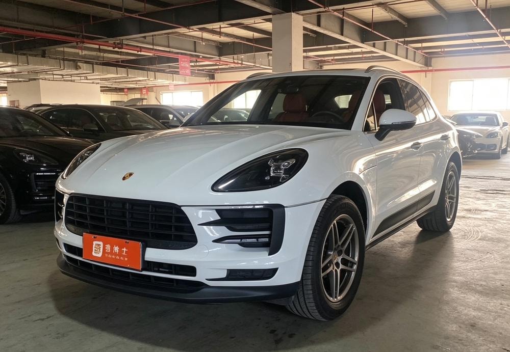 Porsche Macan 2021 — фото автомобиля 1
