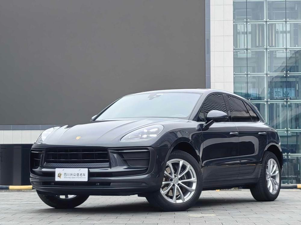 Porsche Macan 2024 — фото автомобиля 1