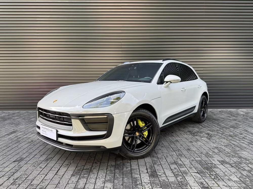 Porsche Macan 2022 — фото автомобиля 1