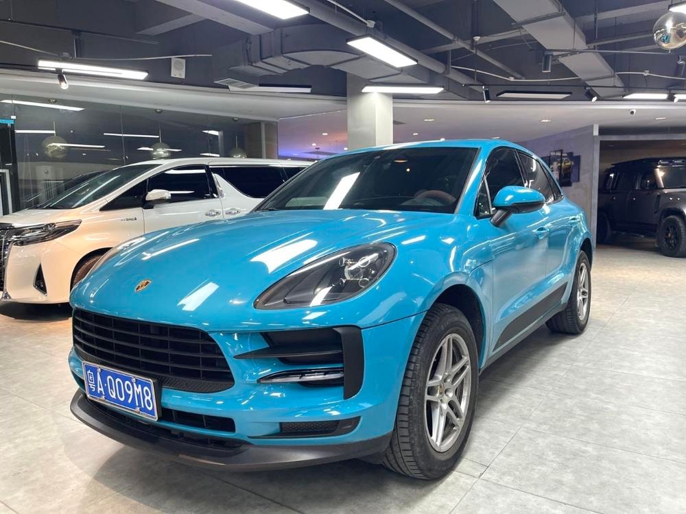 Porsche Macan 2021 — фото автомобиля
