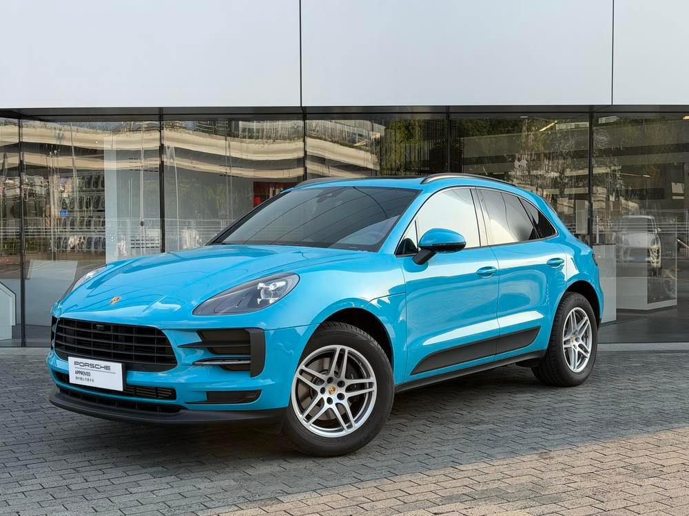 Porsche Macan 2021 — фото автомобиля