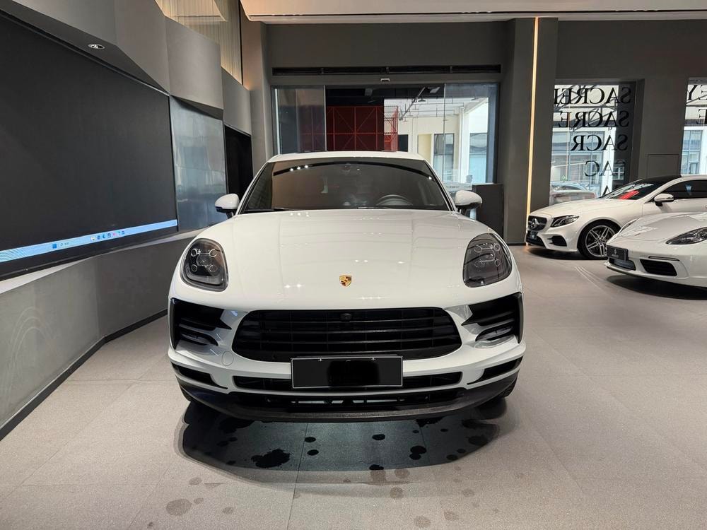 Porsche Macan 2020 — фото автомобиля
