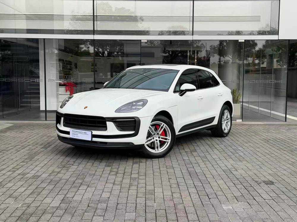 Porsche Macan 2023 — фото автомобиля