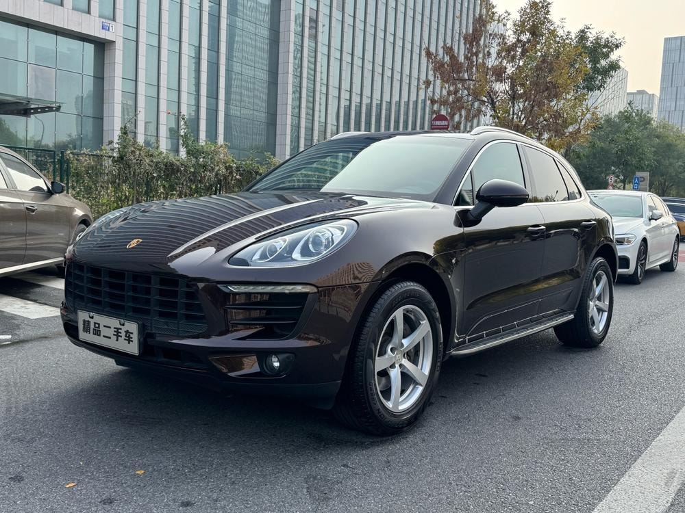 Porsche Macan 2016 — фото автомобиля