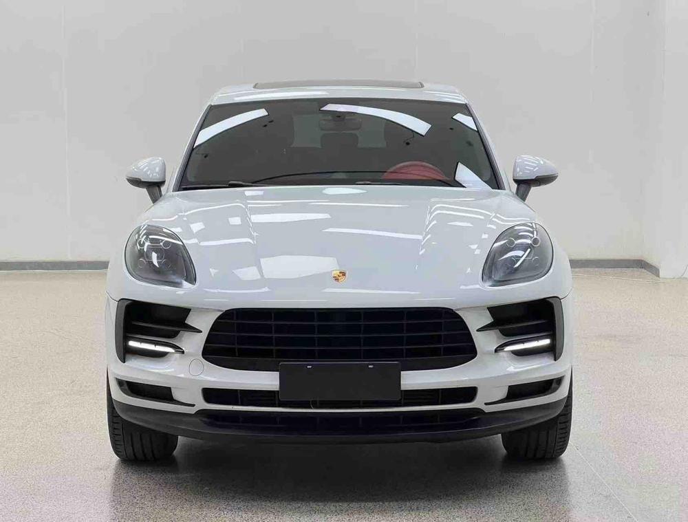 Porsche Macan 2018 — фото автомобиля