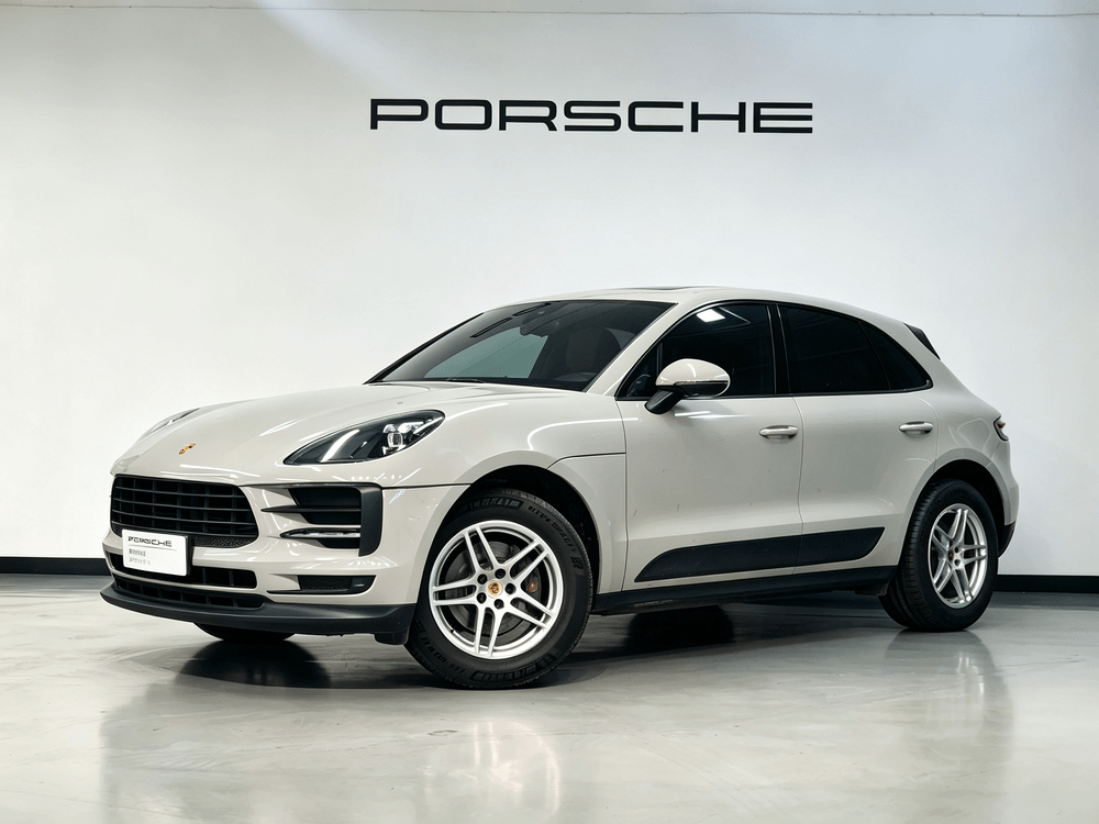Porsche Macan 2021 — фото автомобиля