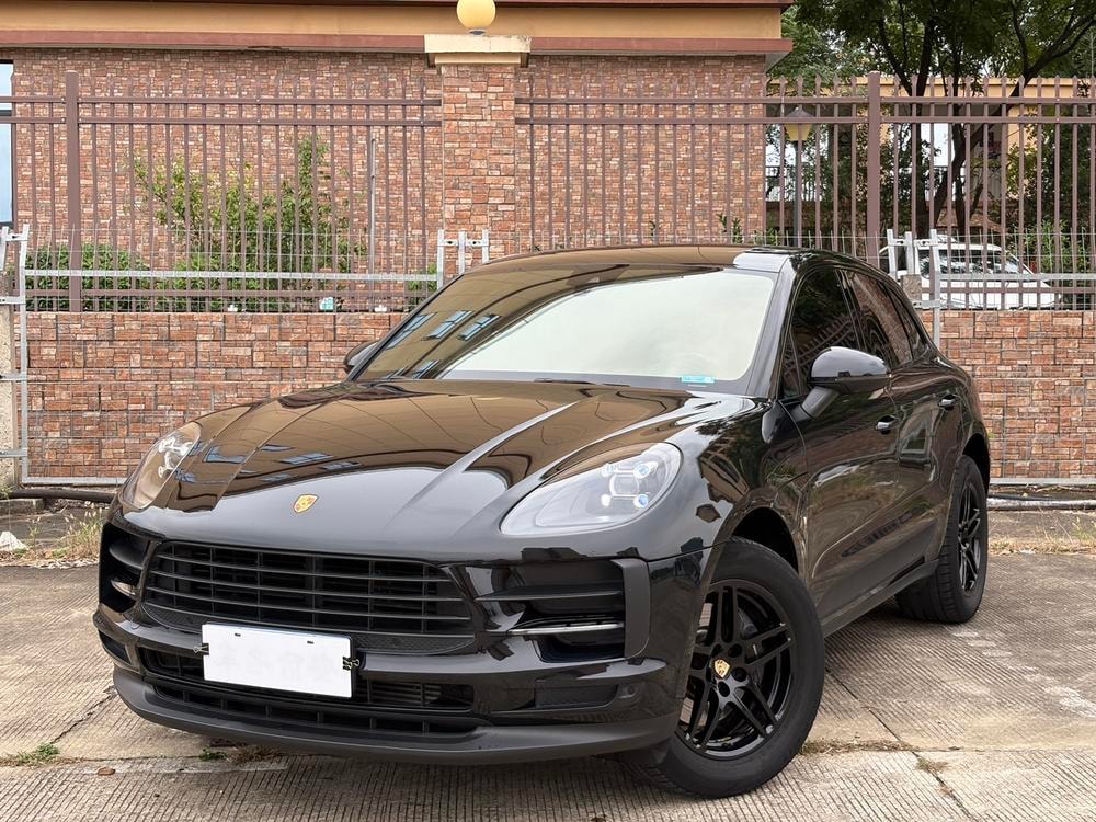 Porsche Macan 2021 — фото автомобиля