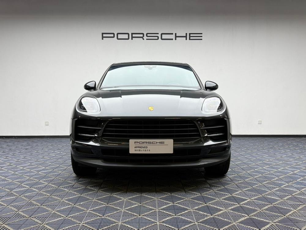 Porsche Macan 2020 — фото автомобиля