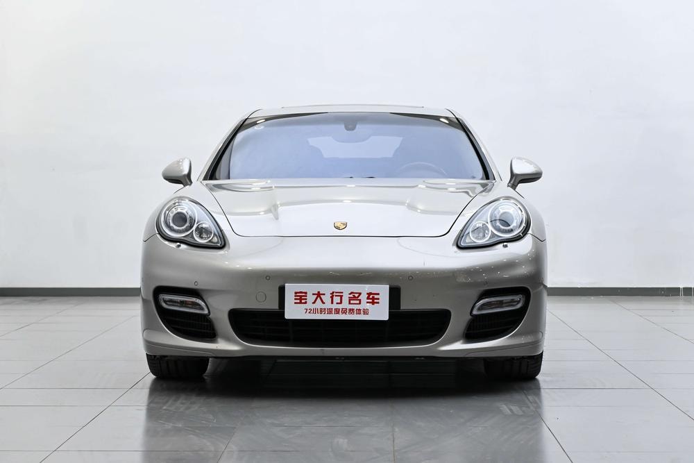 Porsche Panamera 2010 — фото автомобиля