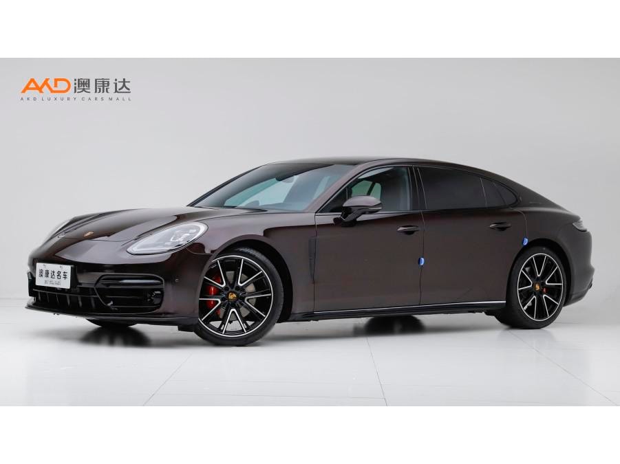 Porsche Panamera 2023 — фото автомобиля 1