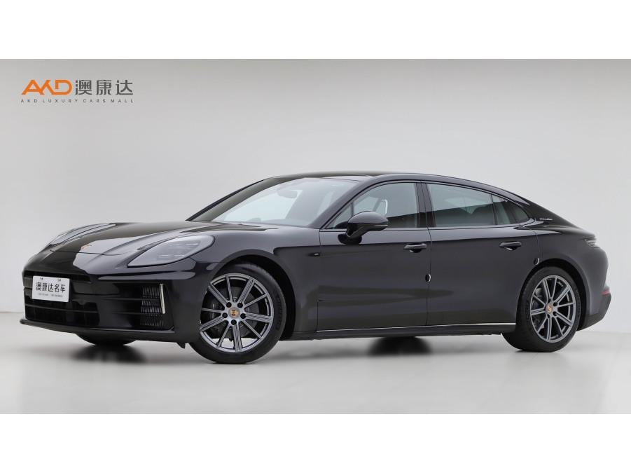 Porsche Panamera 2024 — фото автомобиля
