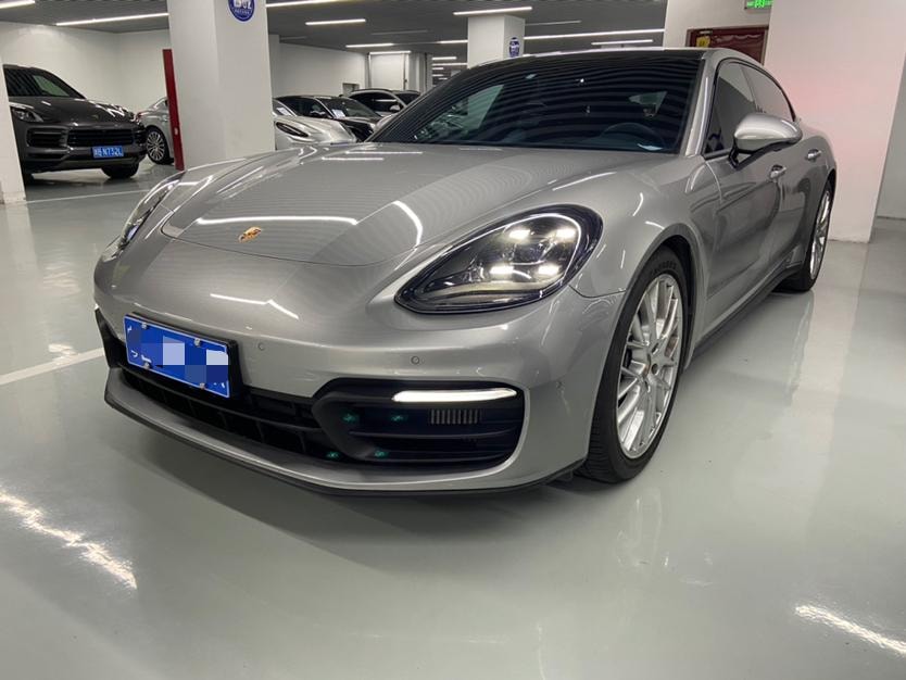 Porsche Panamera 2023 — фото автомобиля