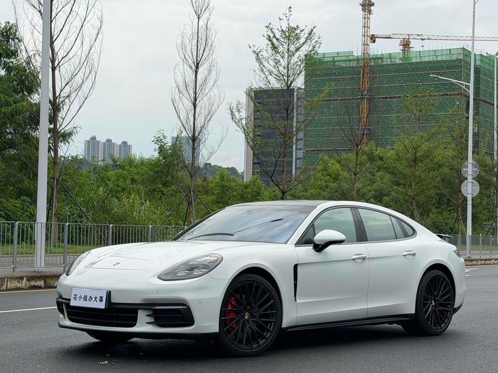 Porsche Panamera 2017 — фото автомобиля