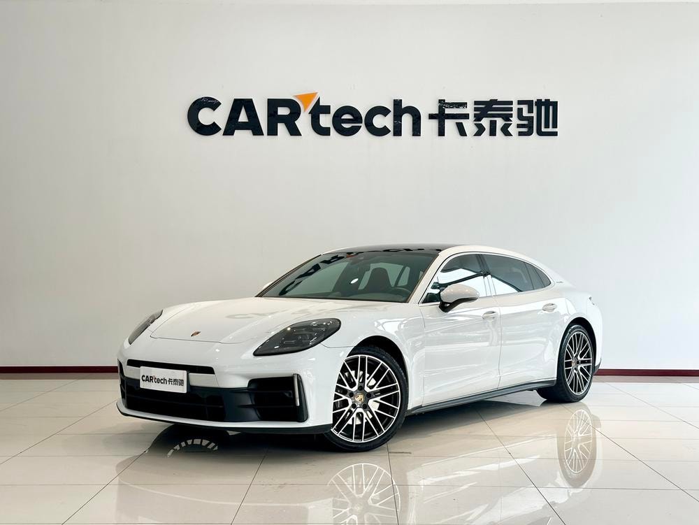 Porsche Panamera 2024 — фото автомобиля