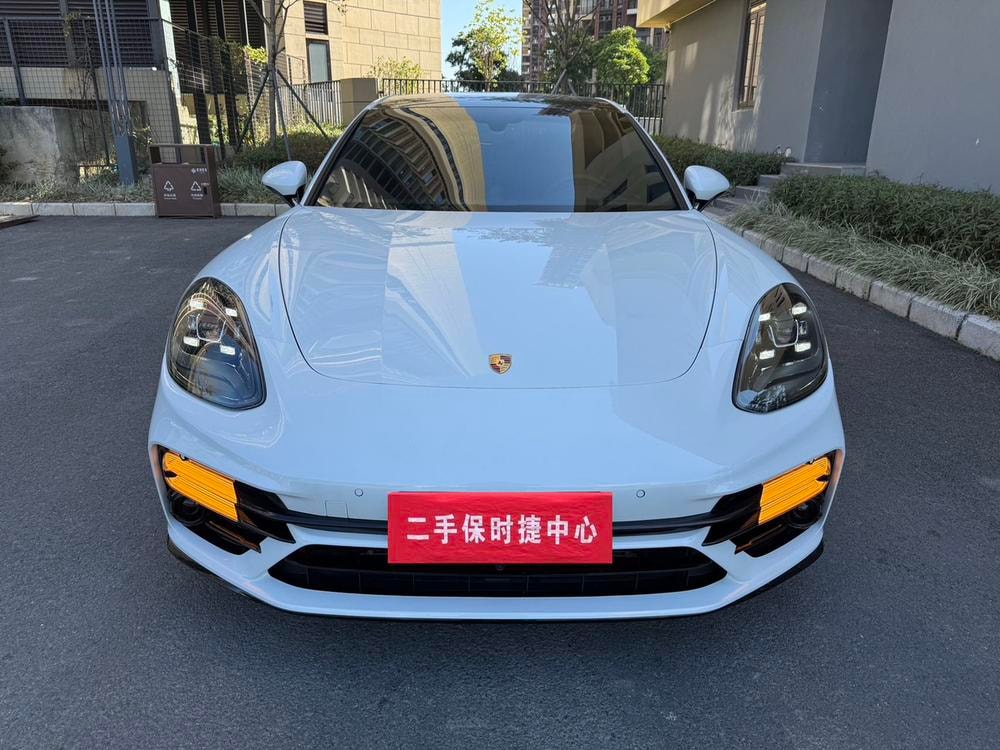 Porsche Panamera 2019 — фото автомобиля