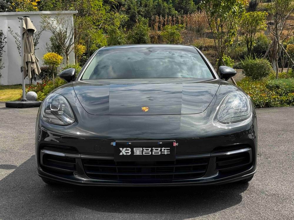 Porsche Panamera 2017 — фото автомобиля