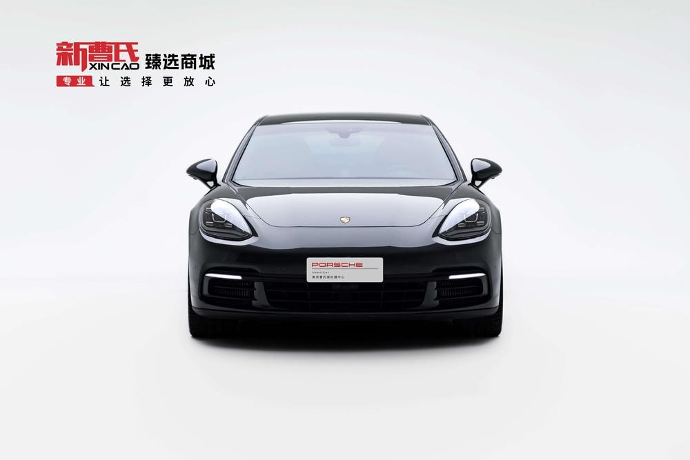 Porsche Panamera 2019 — фото автомобиля