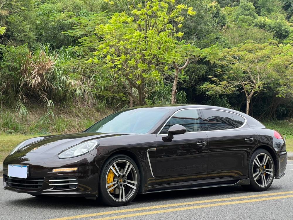 Porsche Panamera 2014 — фото автомобиля