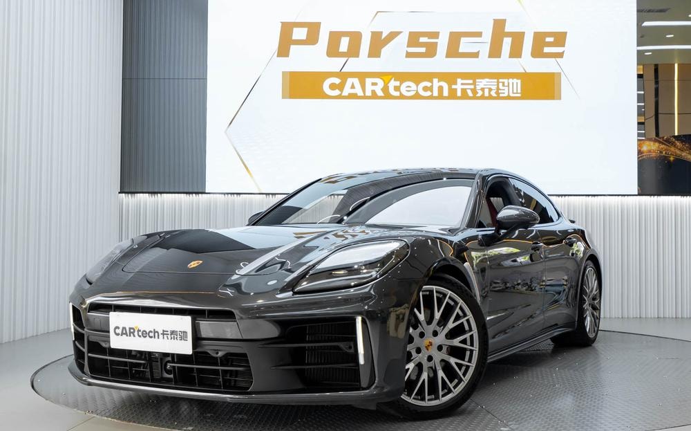 Porsche Panamera 2024 — фото автомобиля