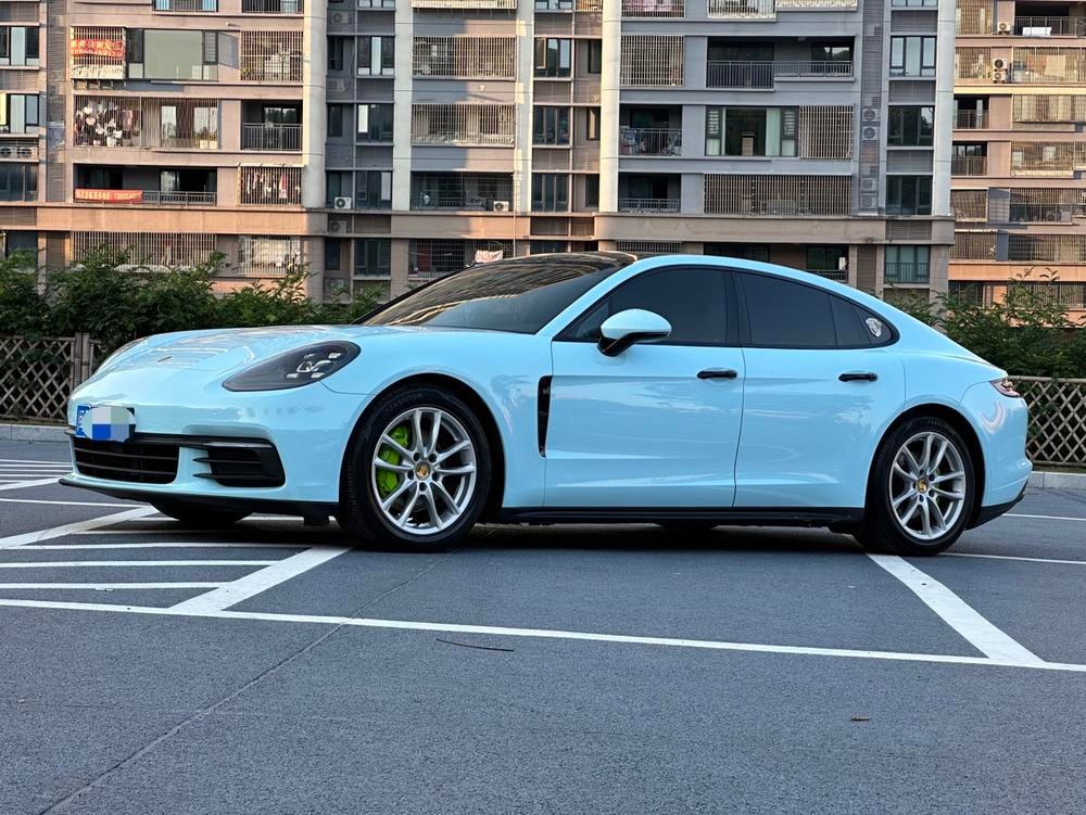 Porsche Panamera 2017 — фото автомобиля