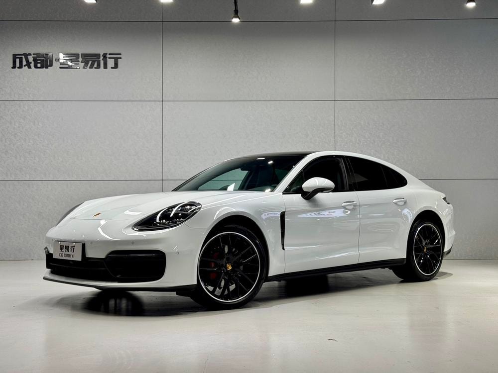 Porsche Panamera 2023 — фото автомобиля