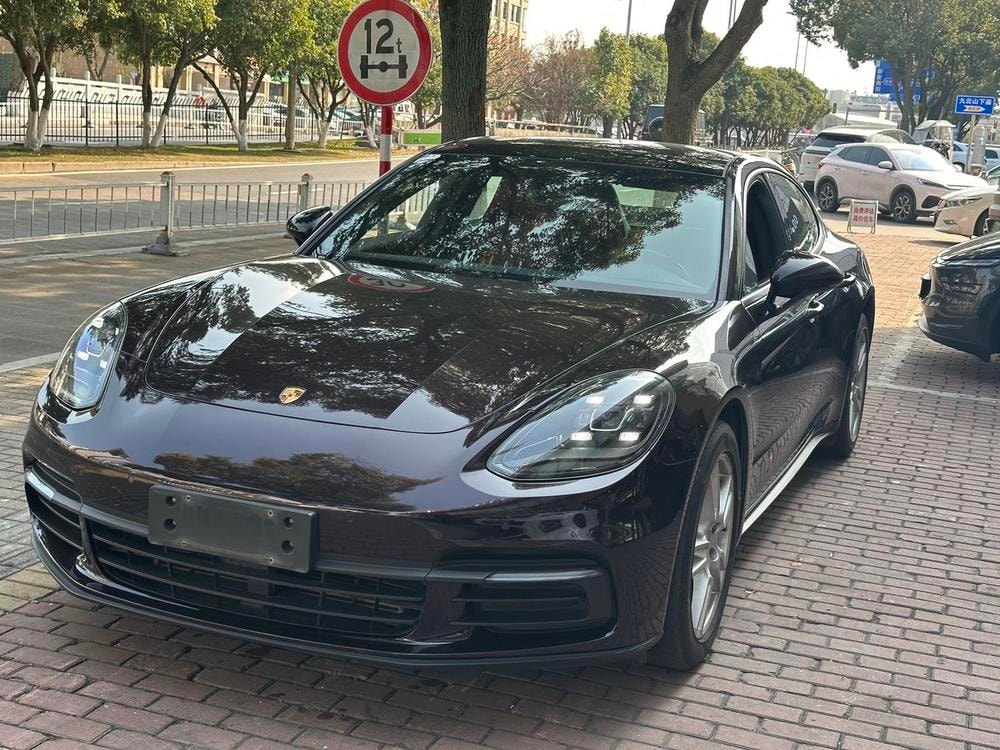 Porsche Panamera 2017 — фото автомобиля