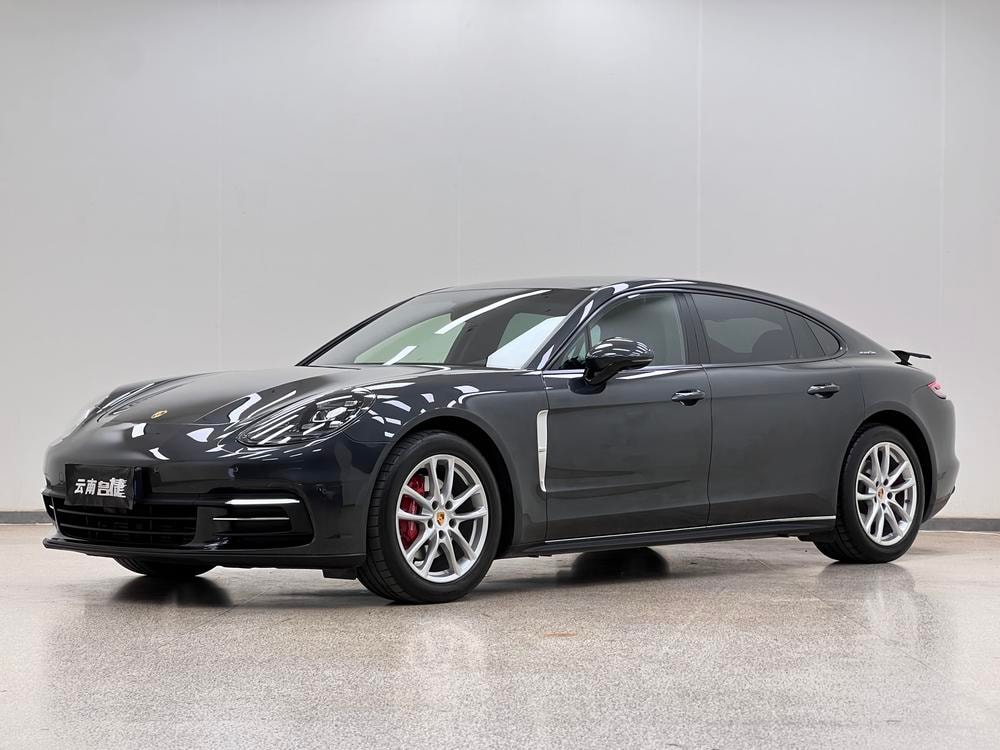 Porsche Panamera 2017 — фото автомобиля