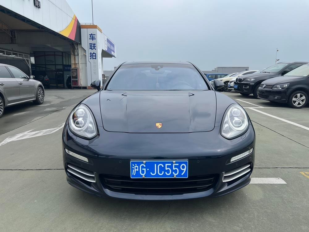 Porsche Panamera 2016 — фото автомобиля