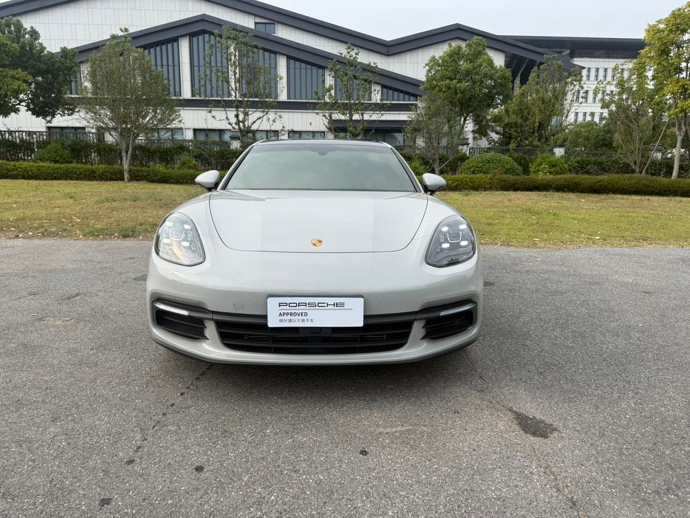 Porsche Panamera 2017 — фото автомобиля