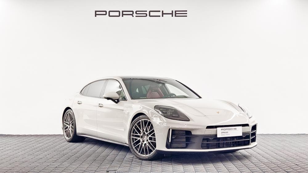 Porsche Panamera 2025 — фото автомобиля