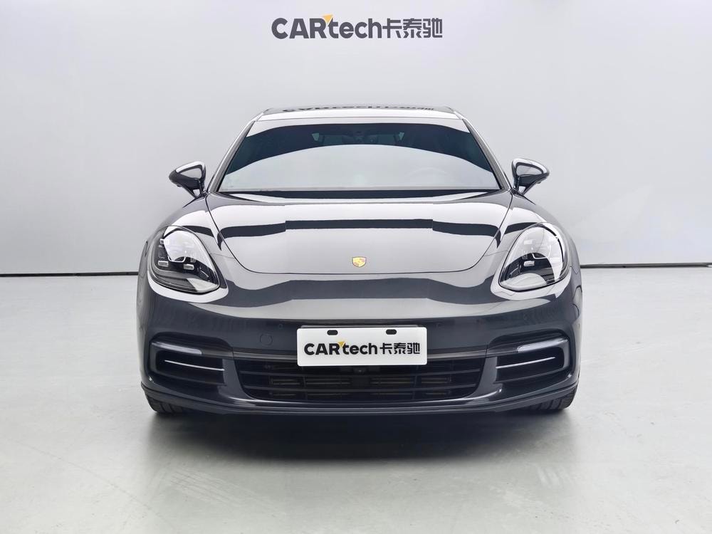 Porsche Panamera 2017 — фото автомобиля 1
