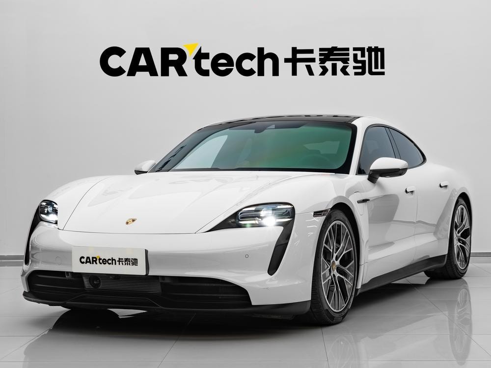 Porsche Taycan 2022 — фото автомобиля