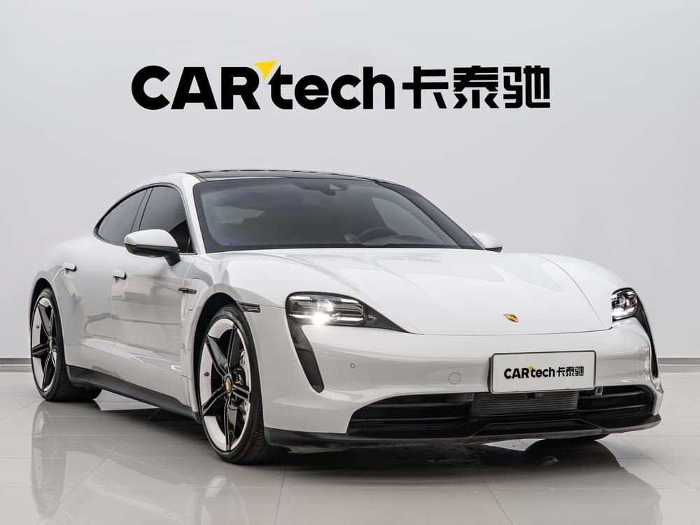 Porsche Taycan 2022 — фото автомобиля